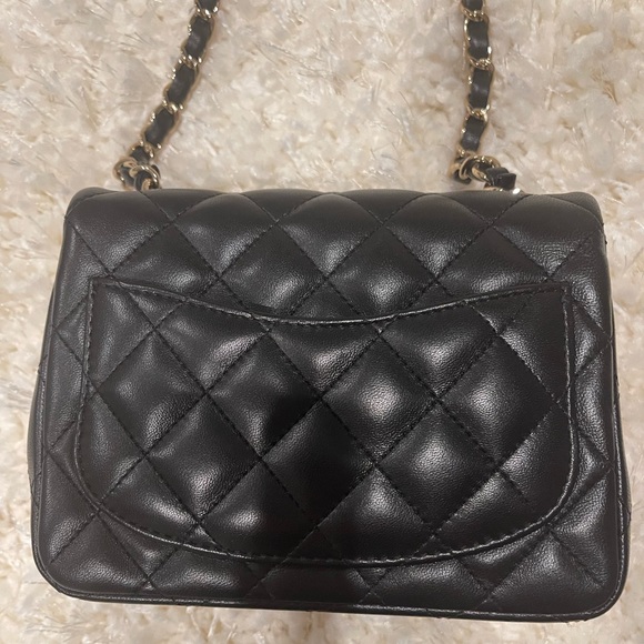 Chanel Classic Square Mini - Picture 7 of 10